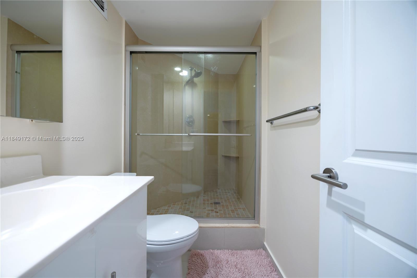 Photo of 3001 Ocean Dr  #425, Hollywood, Florida, 33019 - 