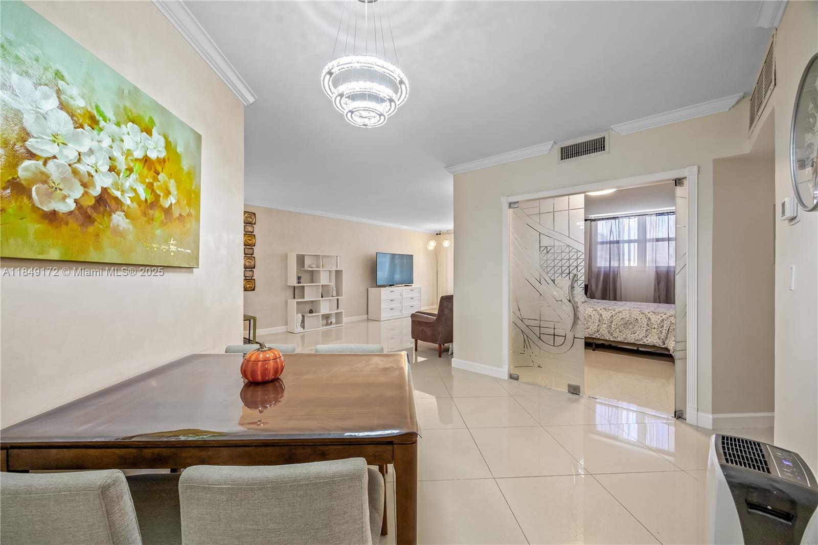 Photo of 3001 Ocean Dr  #425, Hollywood, Florida, 33019 - 