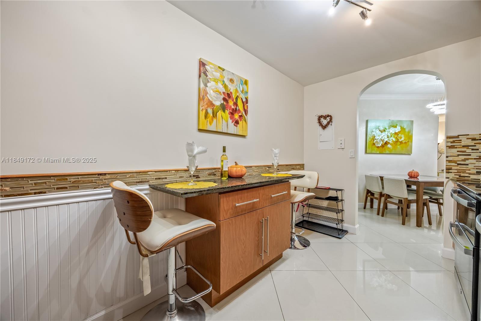 Photo of 3001 Ocean Dr  #425, Hollywood, Florida, 33019 - 