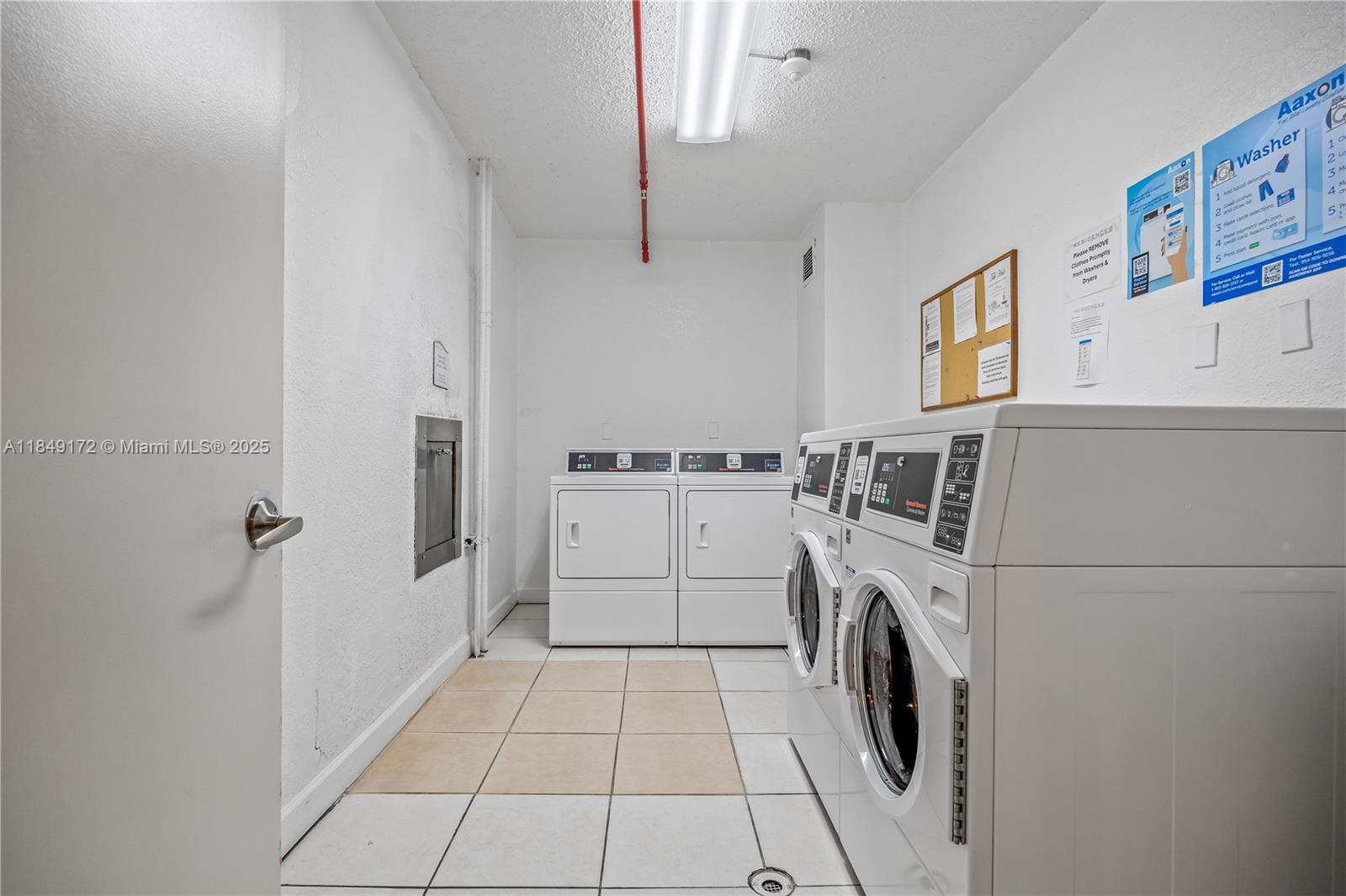 Photo of 3001 Ocean Dr  #425, Hollywood, Florida, 33019 - 