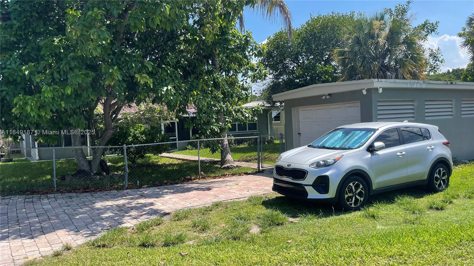 See details / 1676 sq. ft. $ 2025-07-29 0 Photo