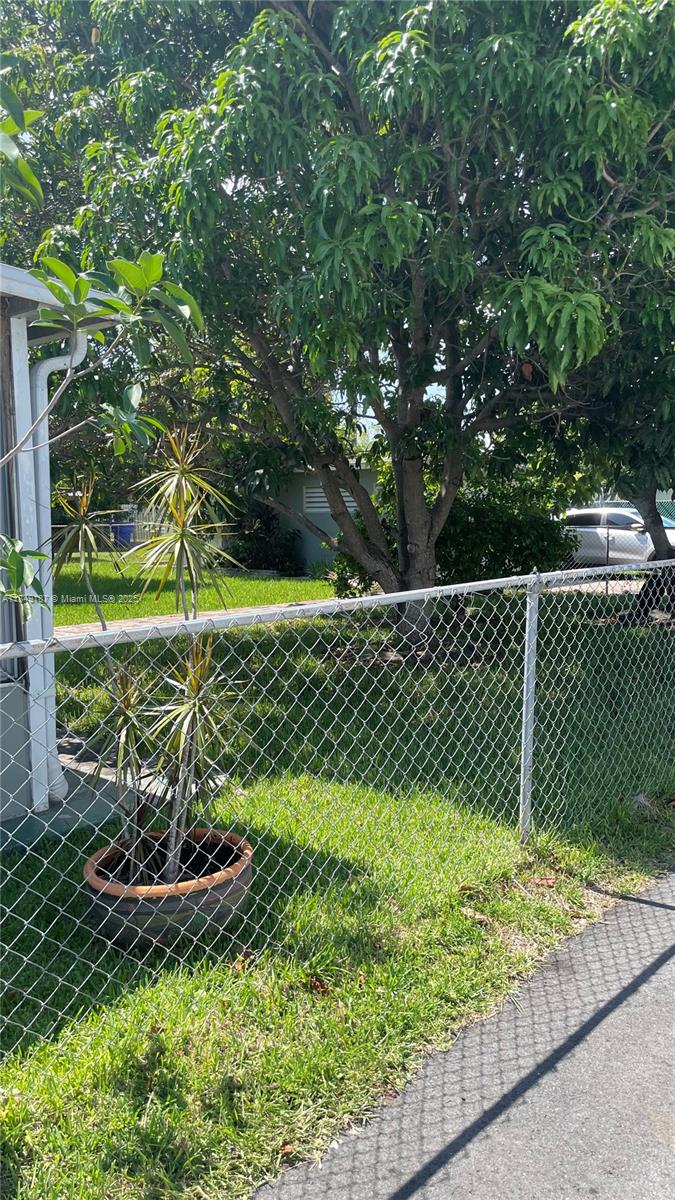 See details / 1676 sq. ft. $ 2025-07-29 0 Photo