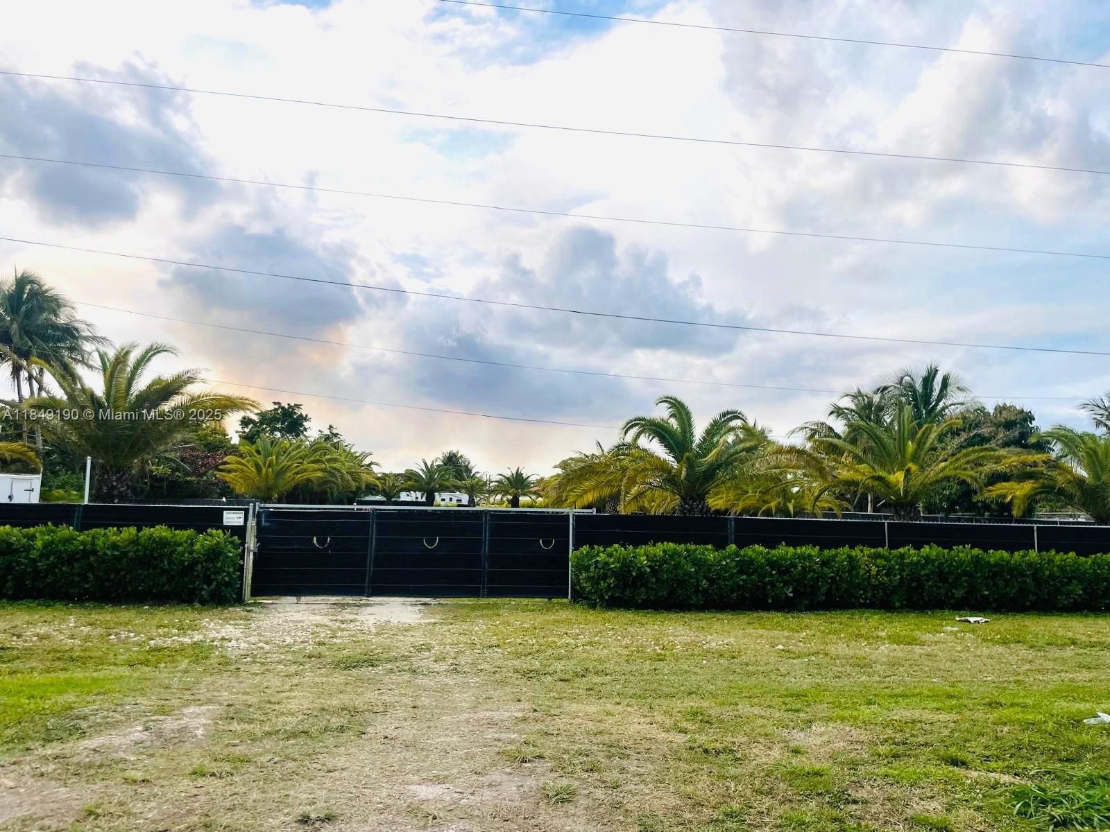 See details / sq. ft. $ 2025-07-29 0 Photo