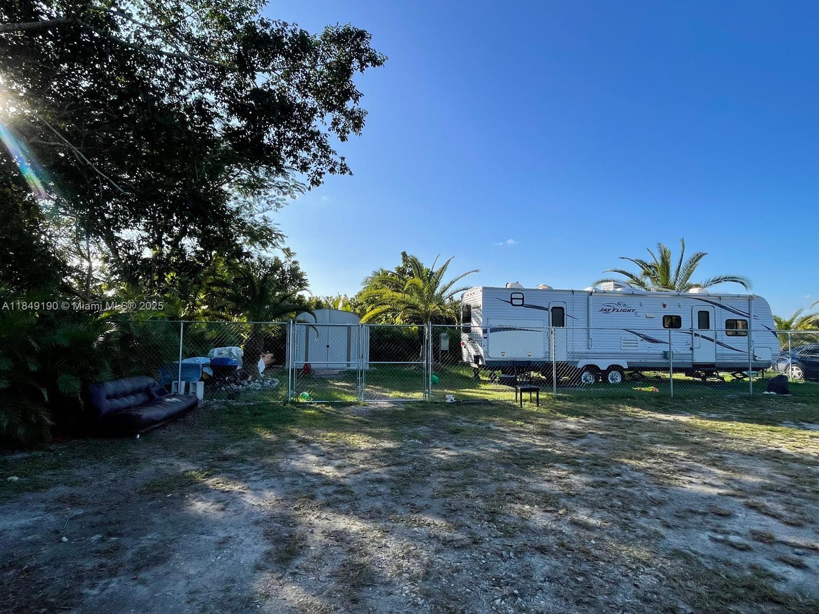 See details / sq. ft. $ 2025-07-29 0 Photo