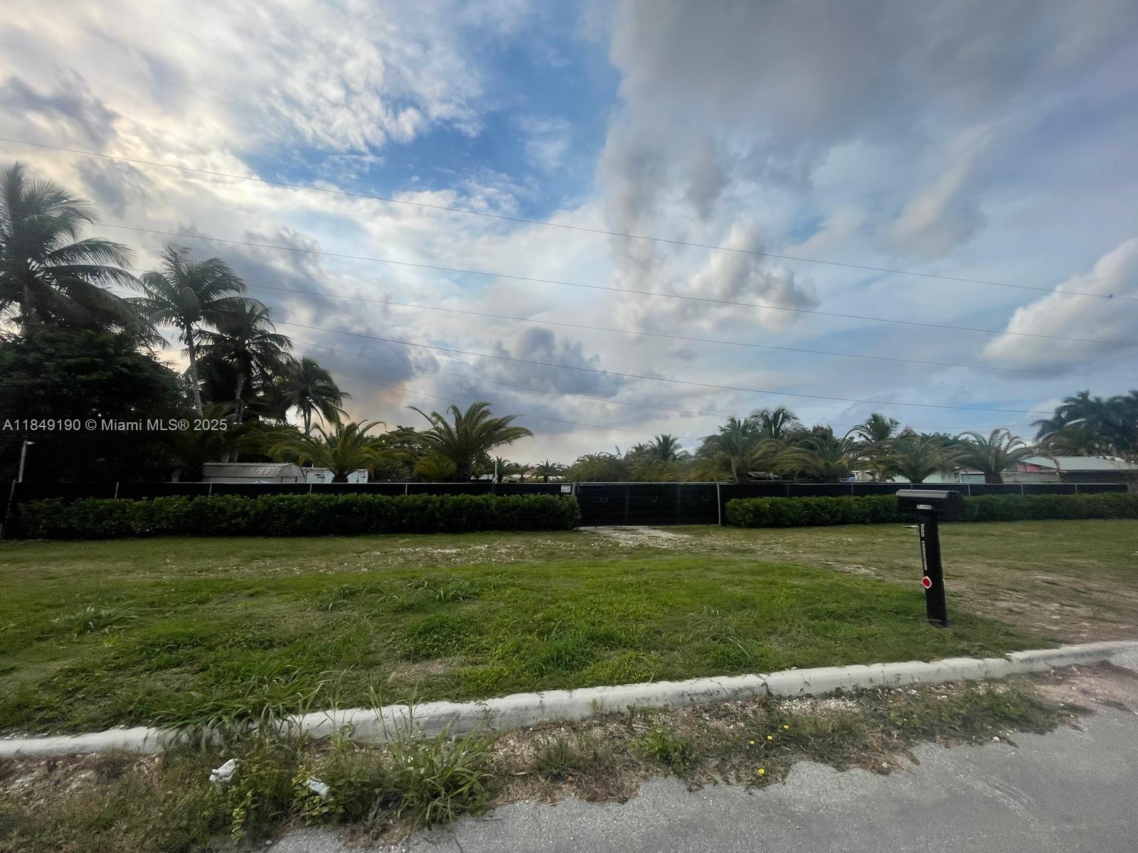 See details / sq. ft. $ 2025-07-29 0 Photo