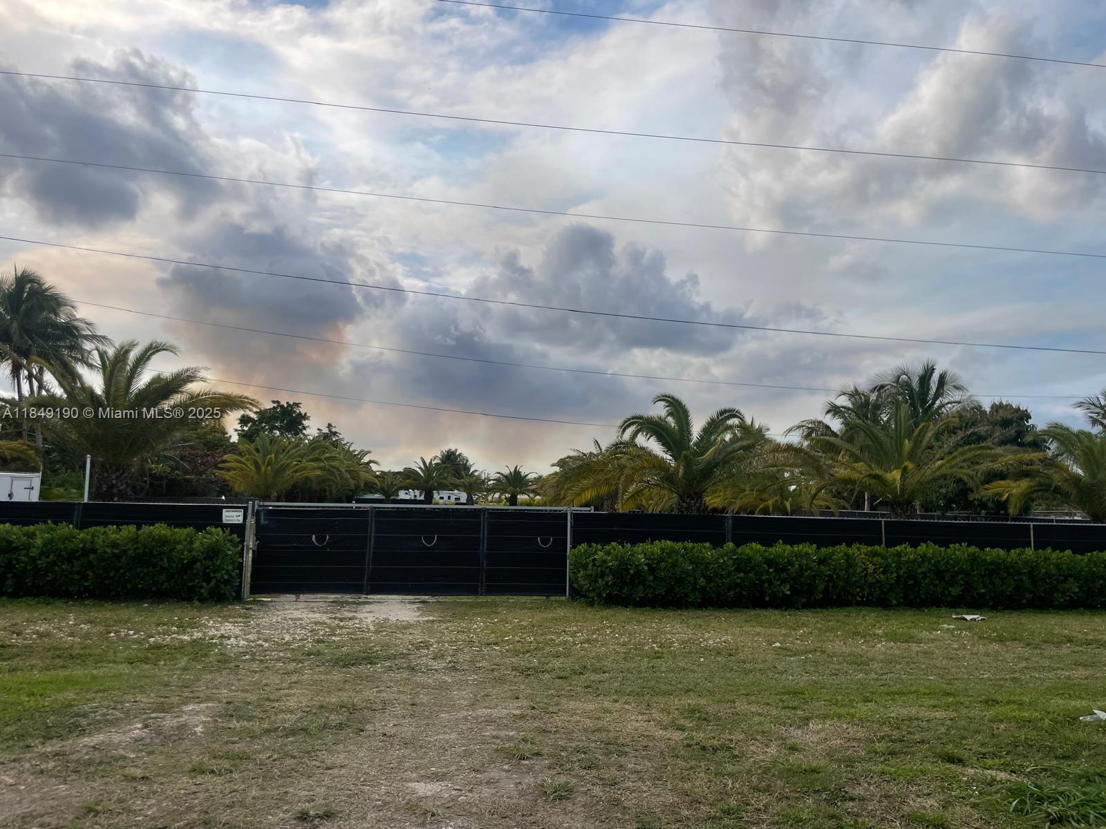 See details / sq. ft. $ 2025-07-29 0 Photo