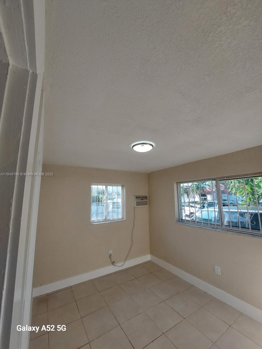 See details / 1440 sq. ft. $ 2025-07-29 0 Photo