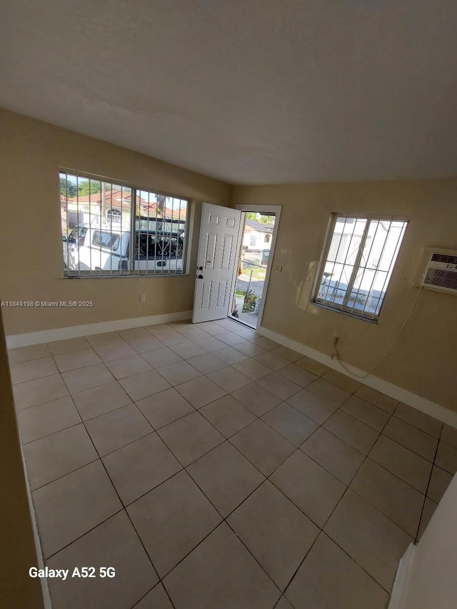 See details / 1440 sq. ft. $ 2025-07-29 0 Photo