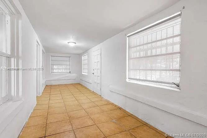See details / sq. ft. $ 2025-07-29 0 Photo