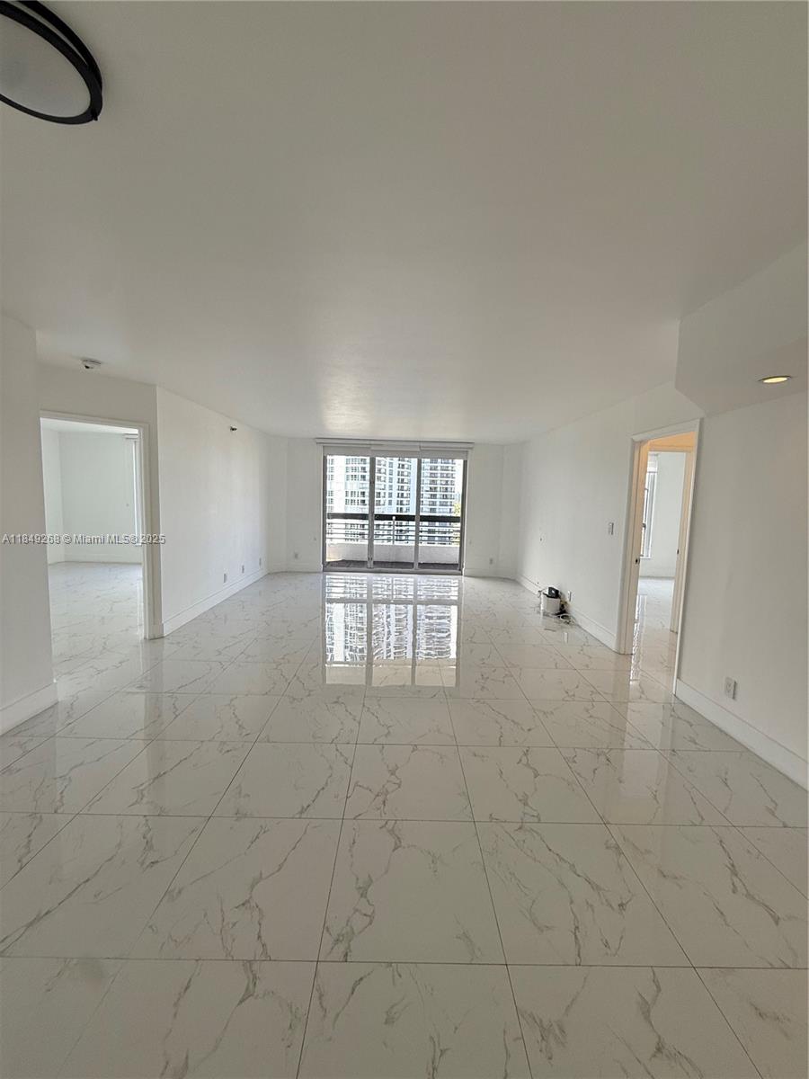 Photo of 3600 Mystic Pointe Dr  #1611, Aventura, Florida, 33180 - 