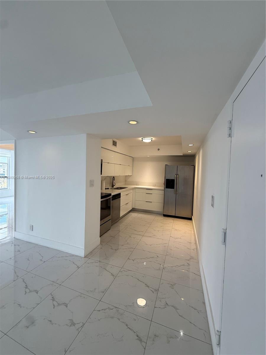 Photo of 3600 Mystic Pointe Dr  #1611, Aventura, Florida, 33180 - 
