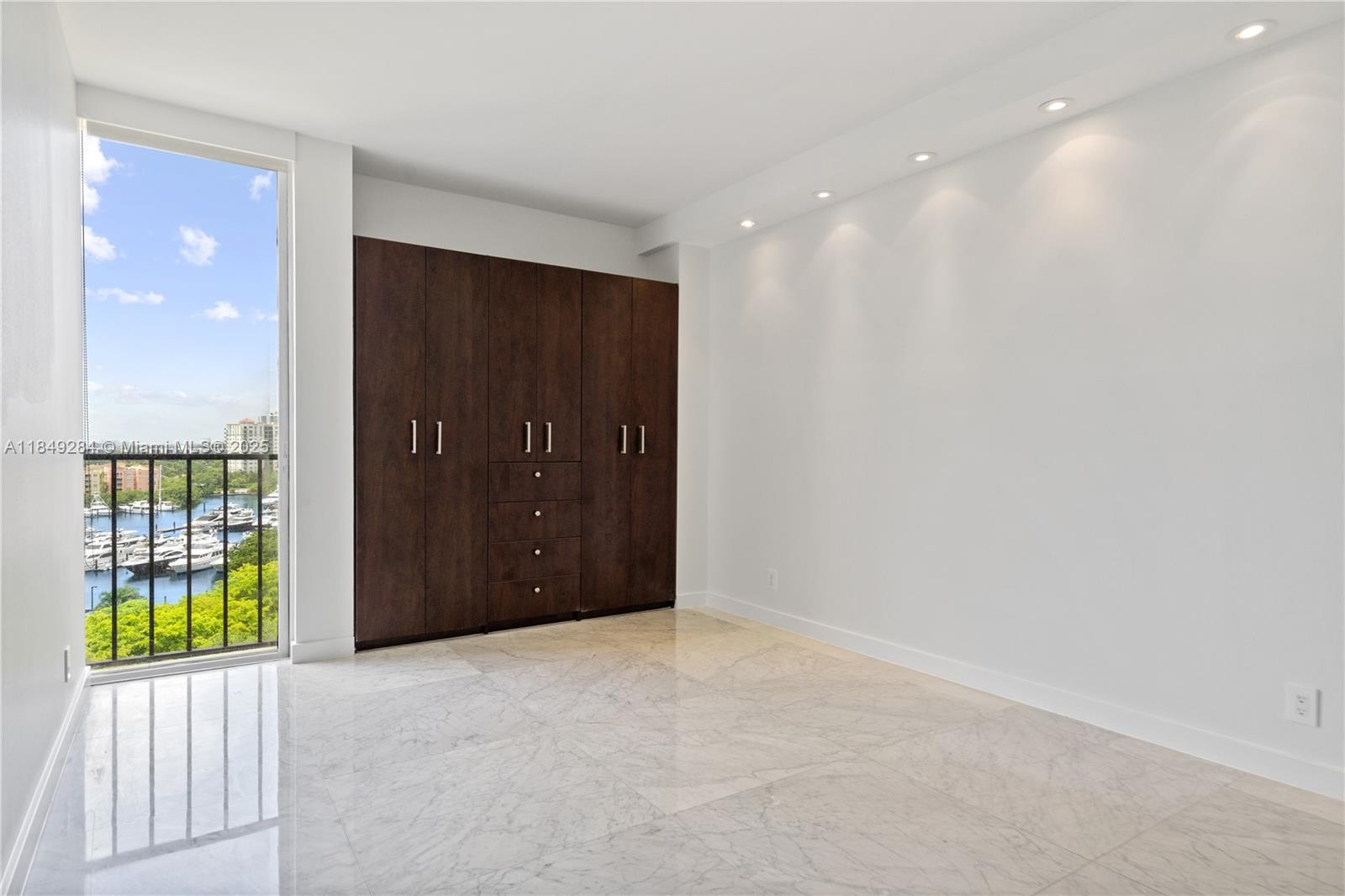 Photo of 19355 Turnberry Way  #9D, Aventura, Florida, 33180 - 