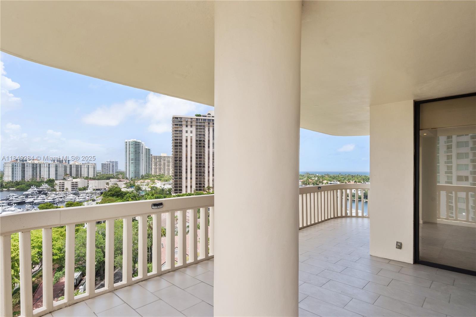 Photo of 19355 Turnberry Way  #9D, Aventura, Florida, 33180 - 