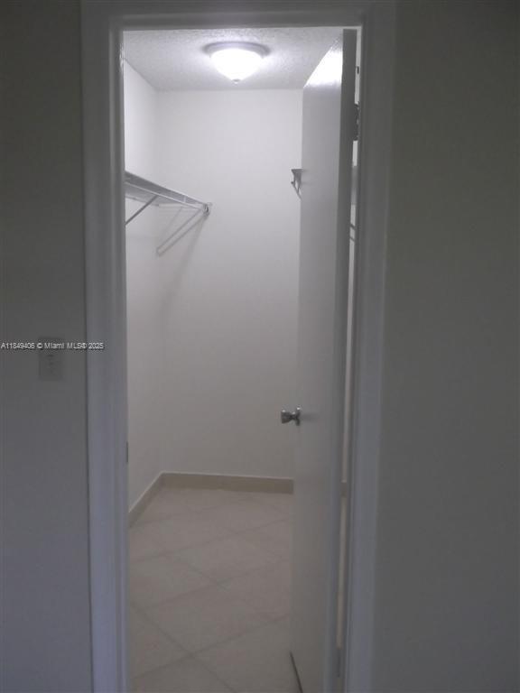 See details / 6691 sq. ft. $ 2025-07-30 0 Photo