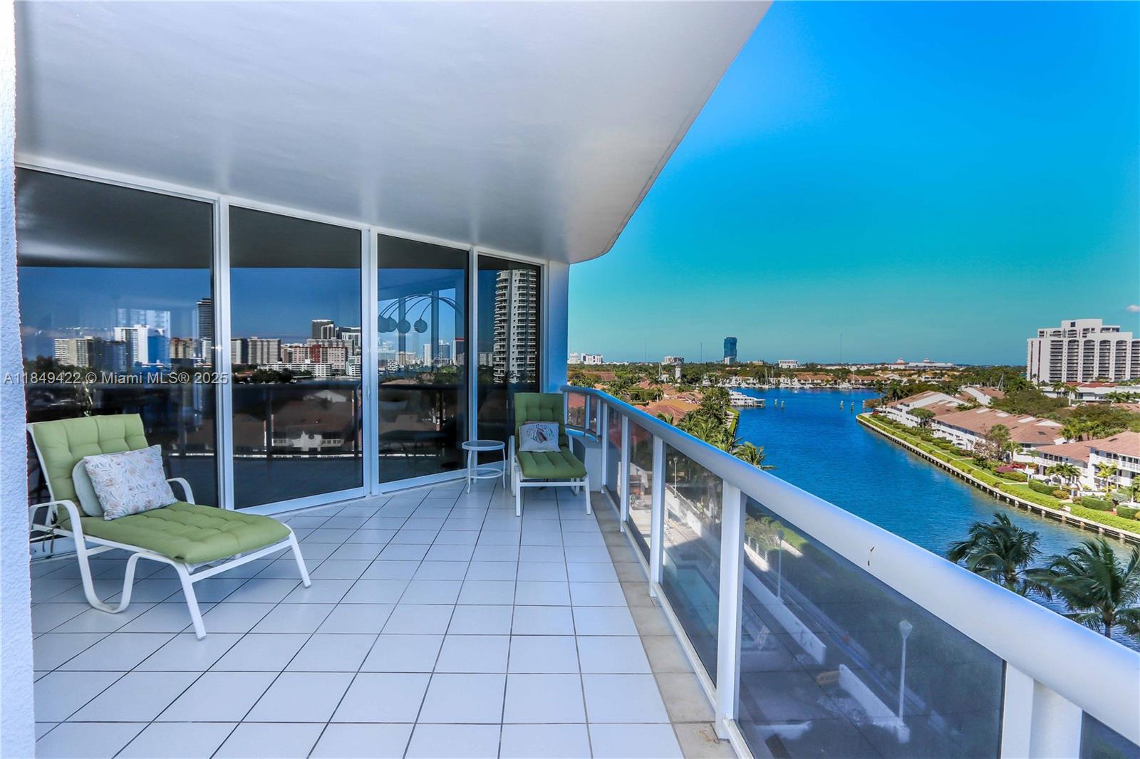 Photo of 3801 207th St  #704, Aventura, Florida, 33180 - 
