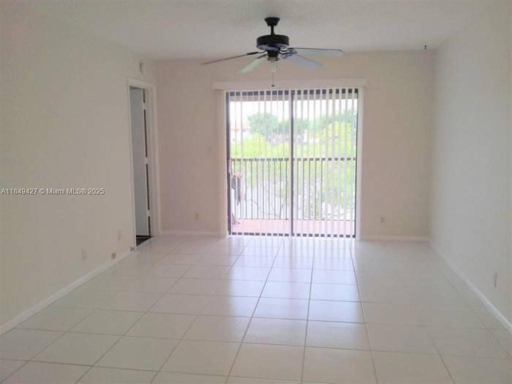 See details / 3585 sq. ft. $ 2025-07-30 0 Photo