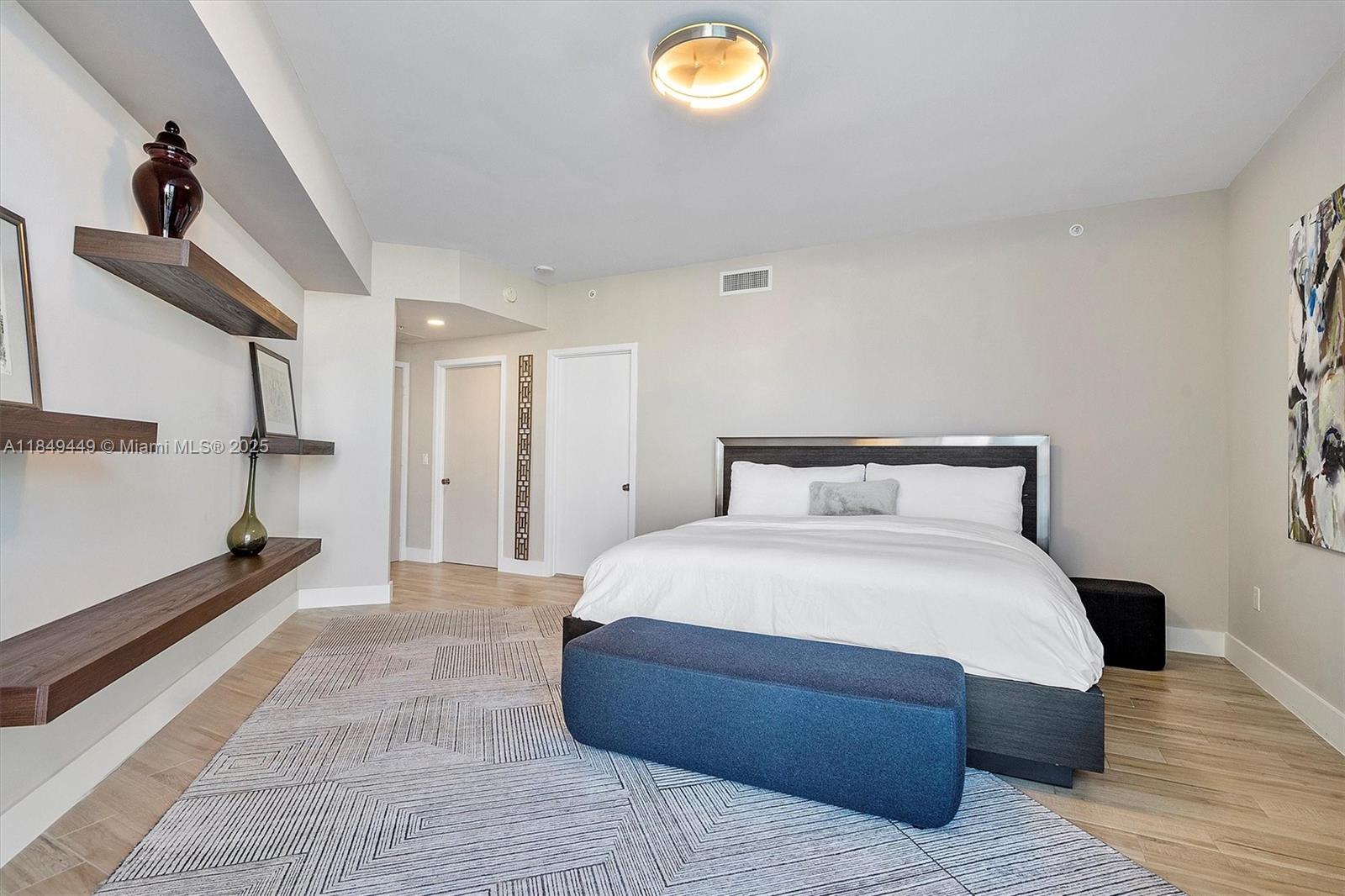 Photo of 17301 Biscayne Blvd  #2108, North Miami Beach, Florida, 33160 - 