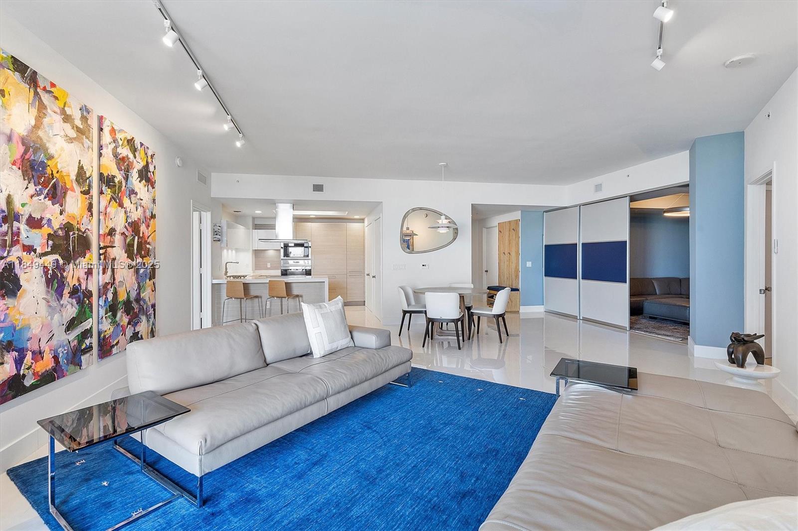 Photo of 17301 Biscayne Blvd  #2108, North Miami Beach, Florida, 33160 - 