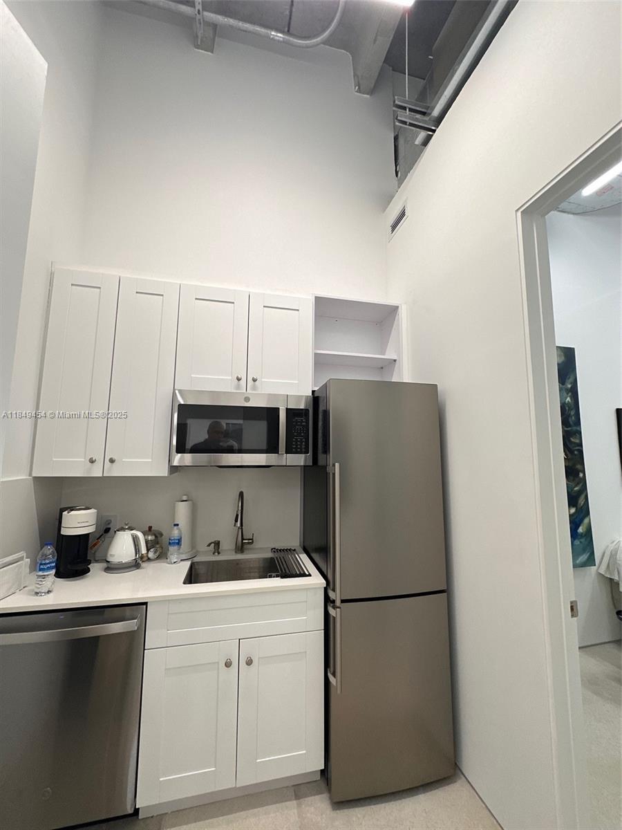 See details / sq. ft. $ 2025-07-30 0 Photo