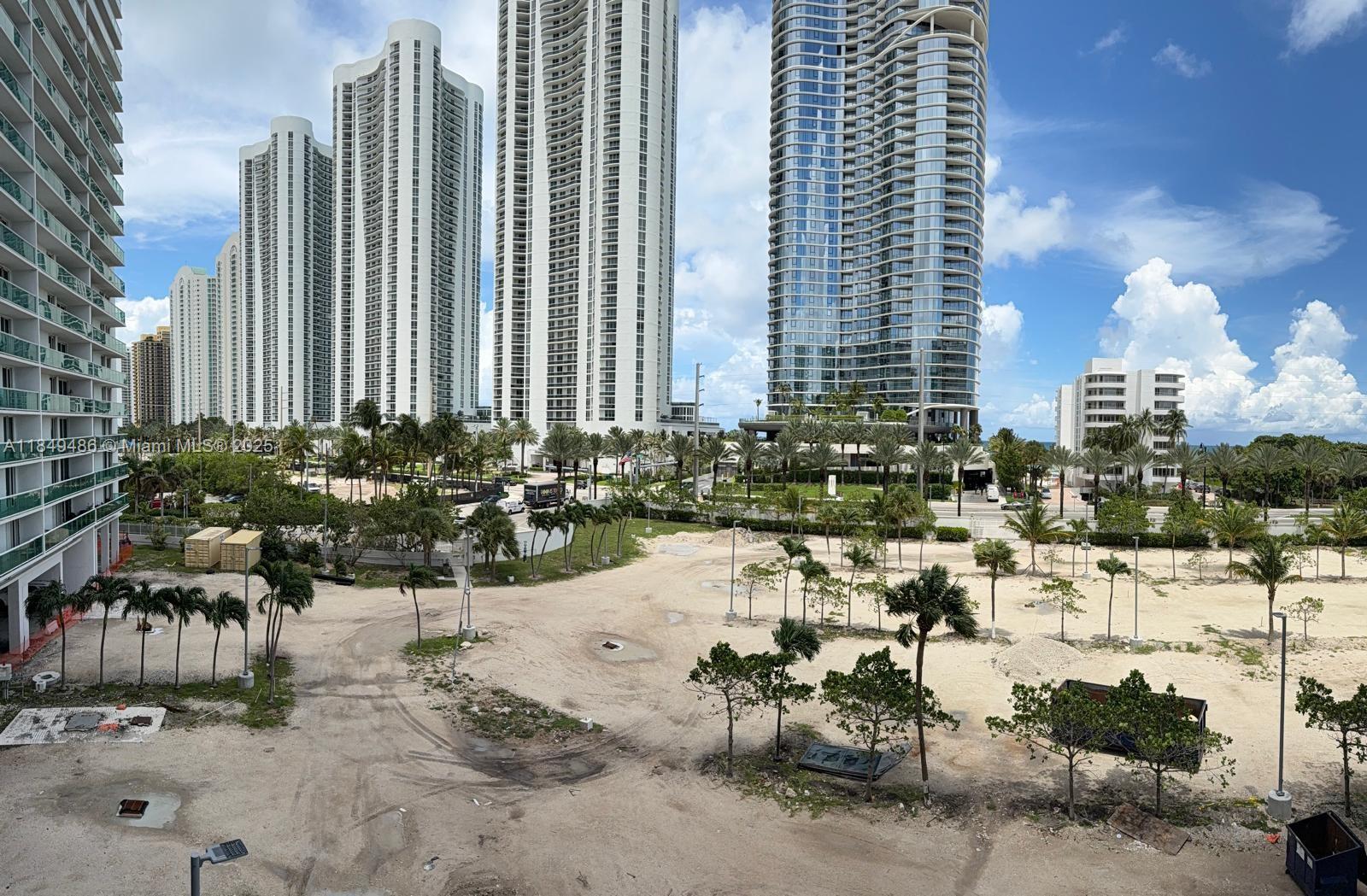 Ver detalles 412 1 / 2 991 sq. ft. $ 2025-08-12 0 foto