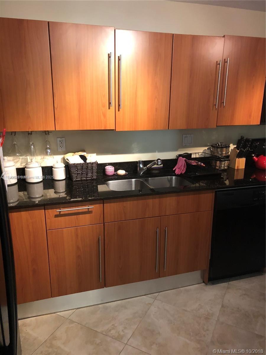 Photo of 3001 Ocean Dr  #1535, Hollywood, Florida, 33019 - 