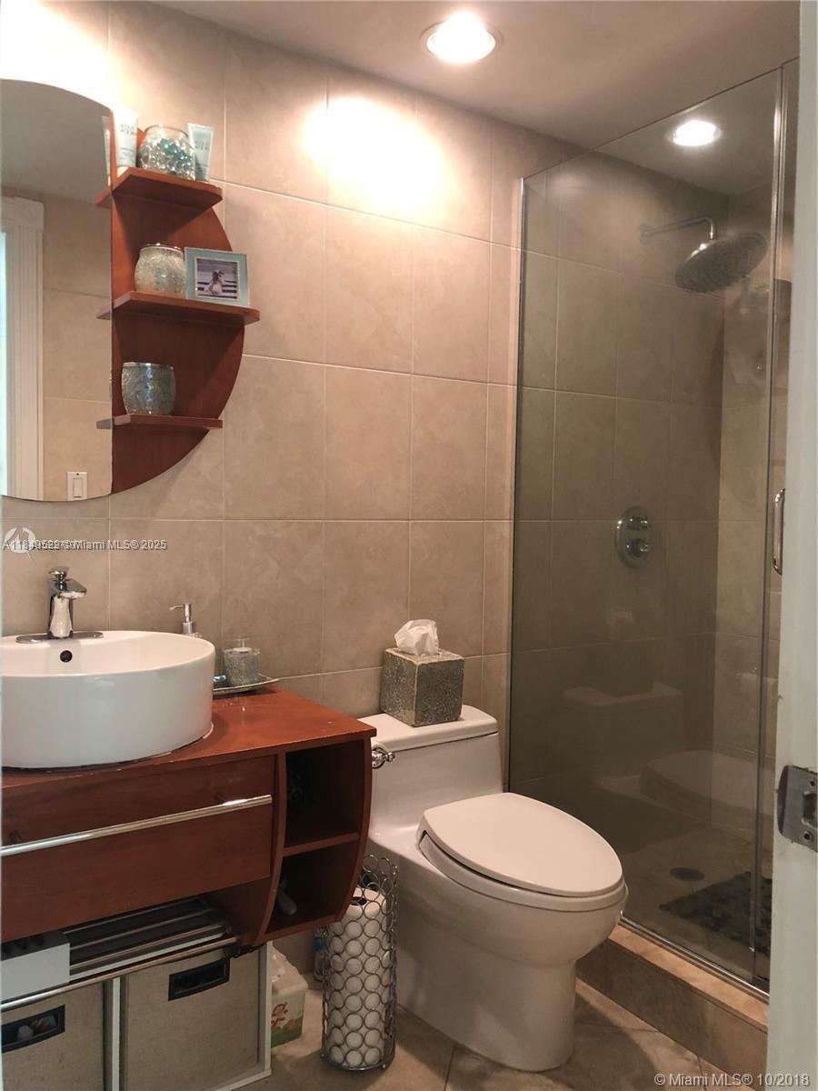 Photo of 3001 Ocean Dr  #1535, Hollywood, Florida, 33019 - 