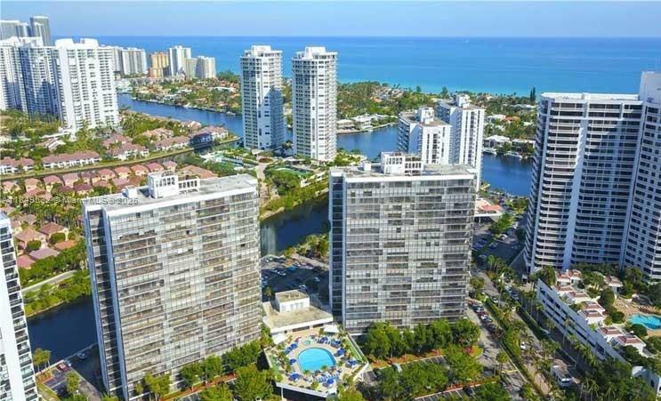 Photo of 3701 Country Club Dr  #2204, Aventura, Florida, 33180 - 