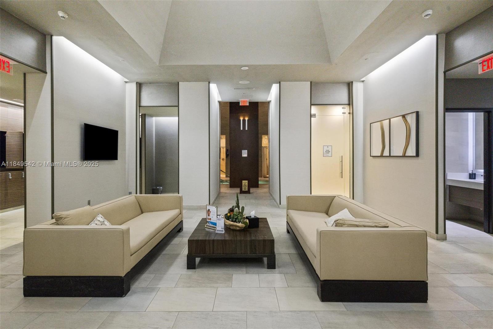 See details 2601 3 / 4 2078 sq. ft. $ 2025-07-30 0 Photo