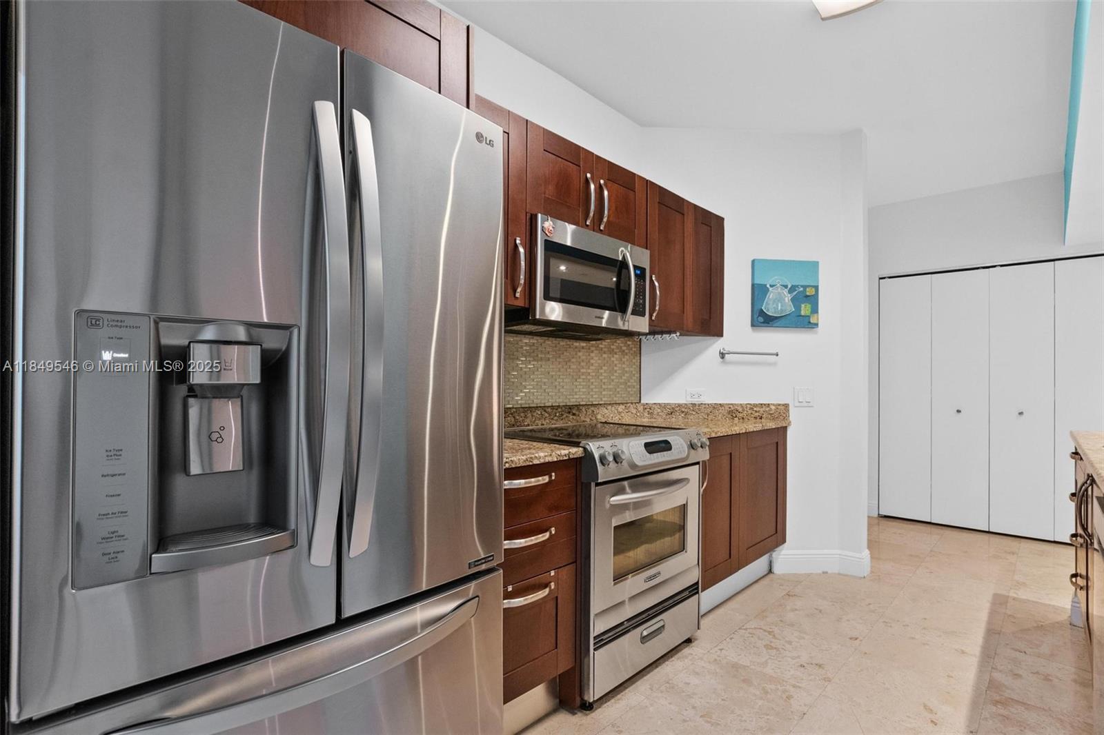 Photo of 19900 Country Club Dr  #212, Aventura, Florida, 33180 - 