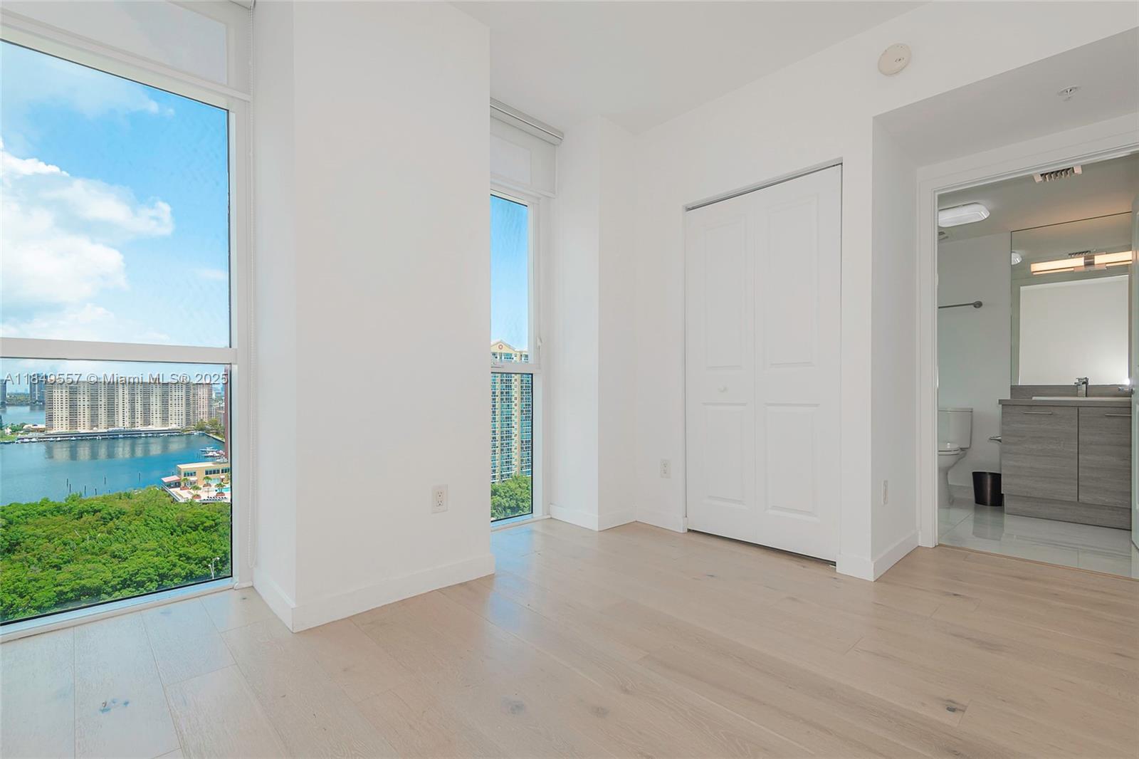 Photo of 400 Sunny Isles Blvd  #1819, Sunny Isles Beach, Florida, 33160 - 