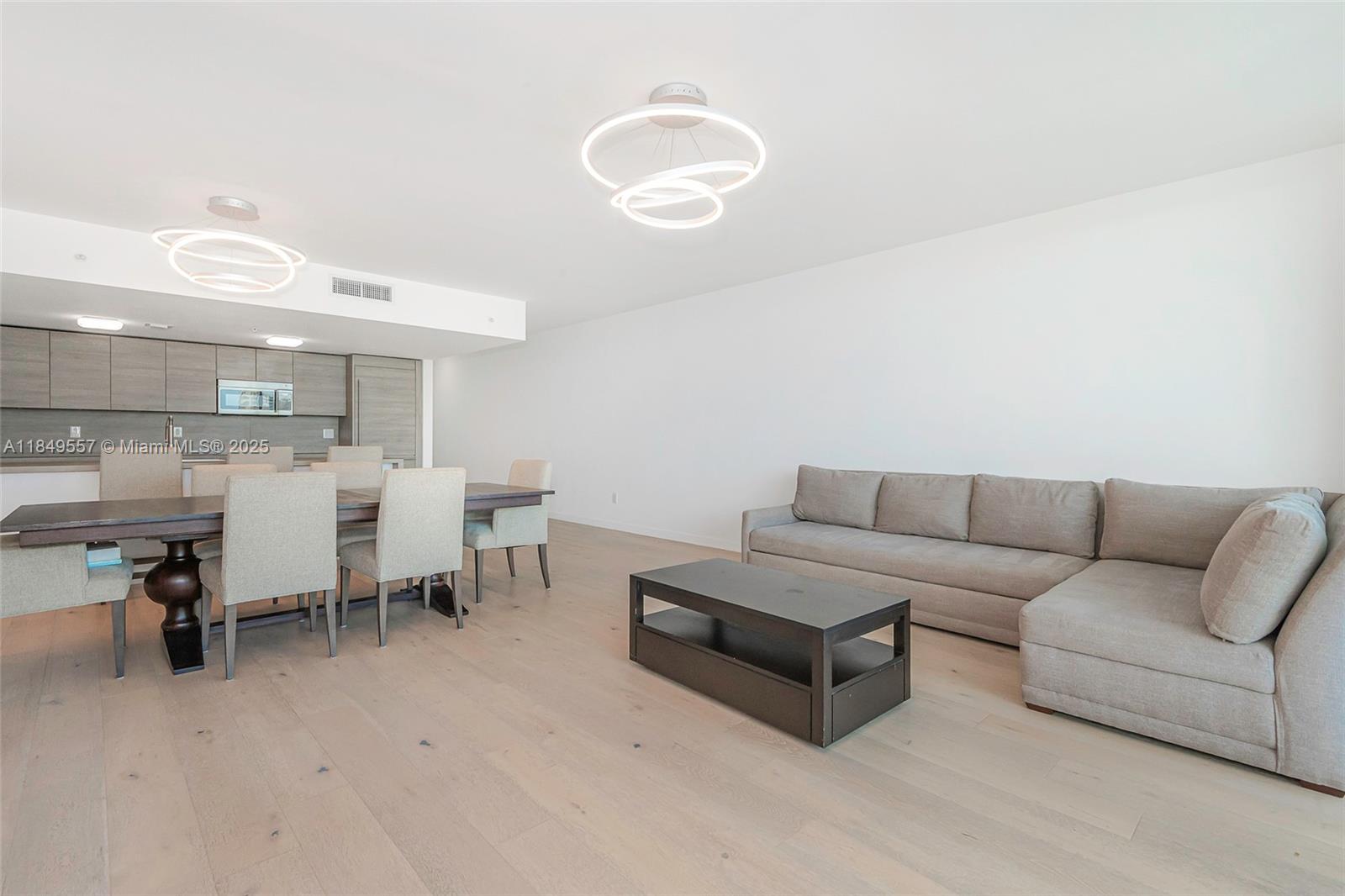 Photo of 400 Sunny Isles Blvd  #1819, Sunny Isles Beach, Florida, 33160 - 