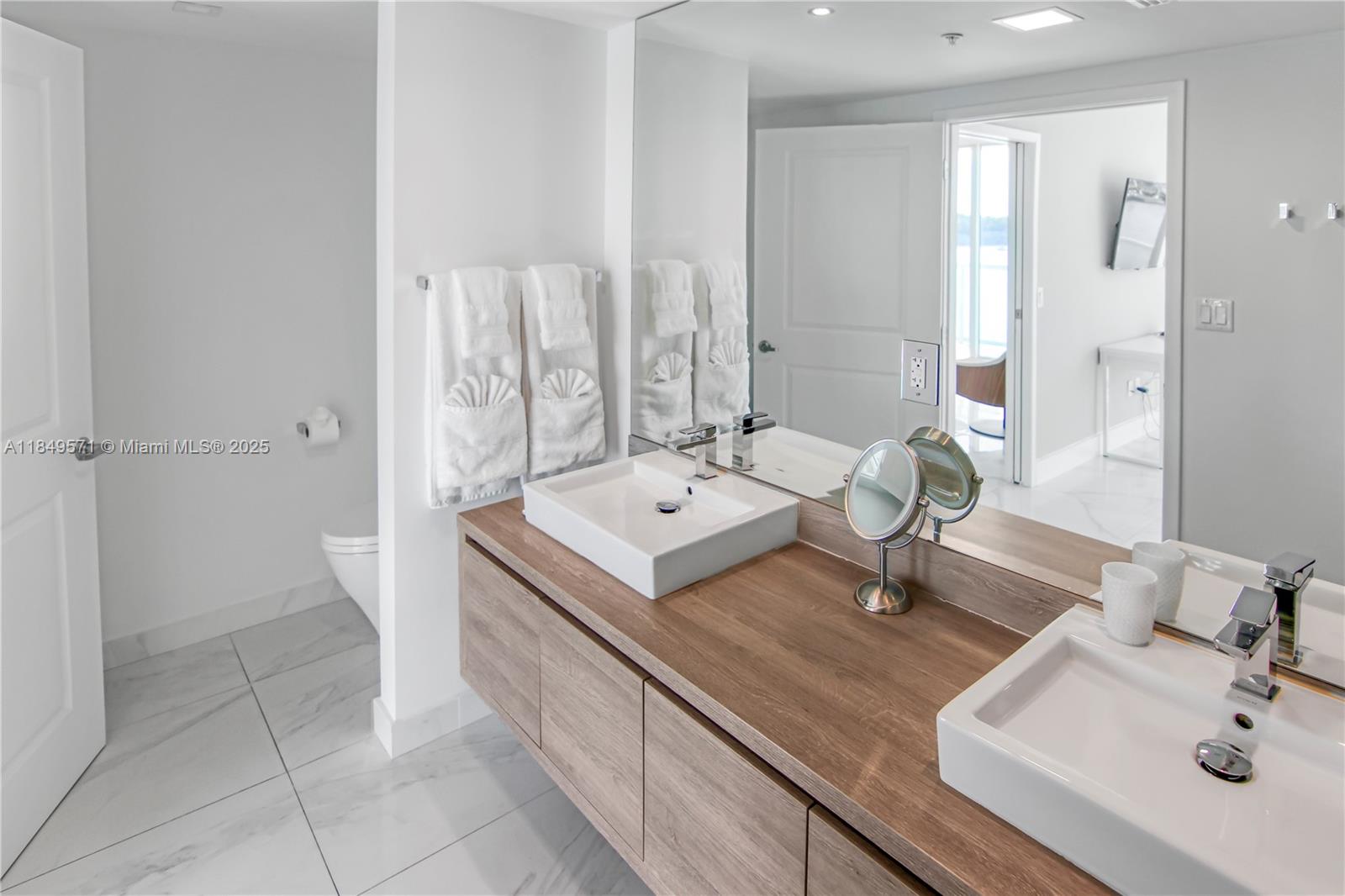 Photo of 400 Sunny Isles Blvd  #307, Sunny Isles Beach, Florida, 33160 - 