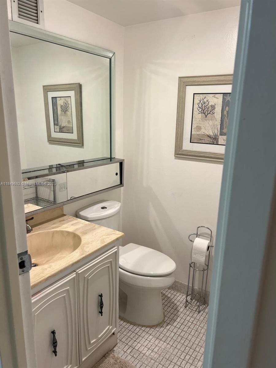 Photo of 2000 Atlantic Shores Blvd  #504, Hallandale Beach, Florida, 33009 - 