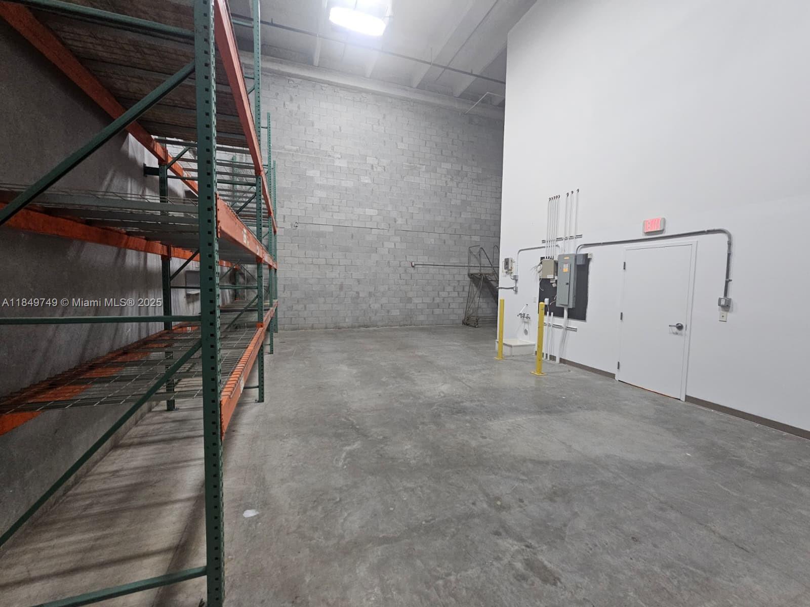 144  /   sq. ft. $ 2025-07-30 0 Photo