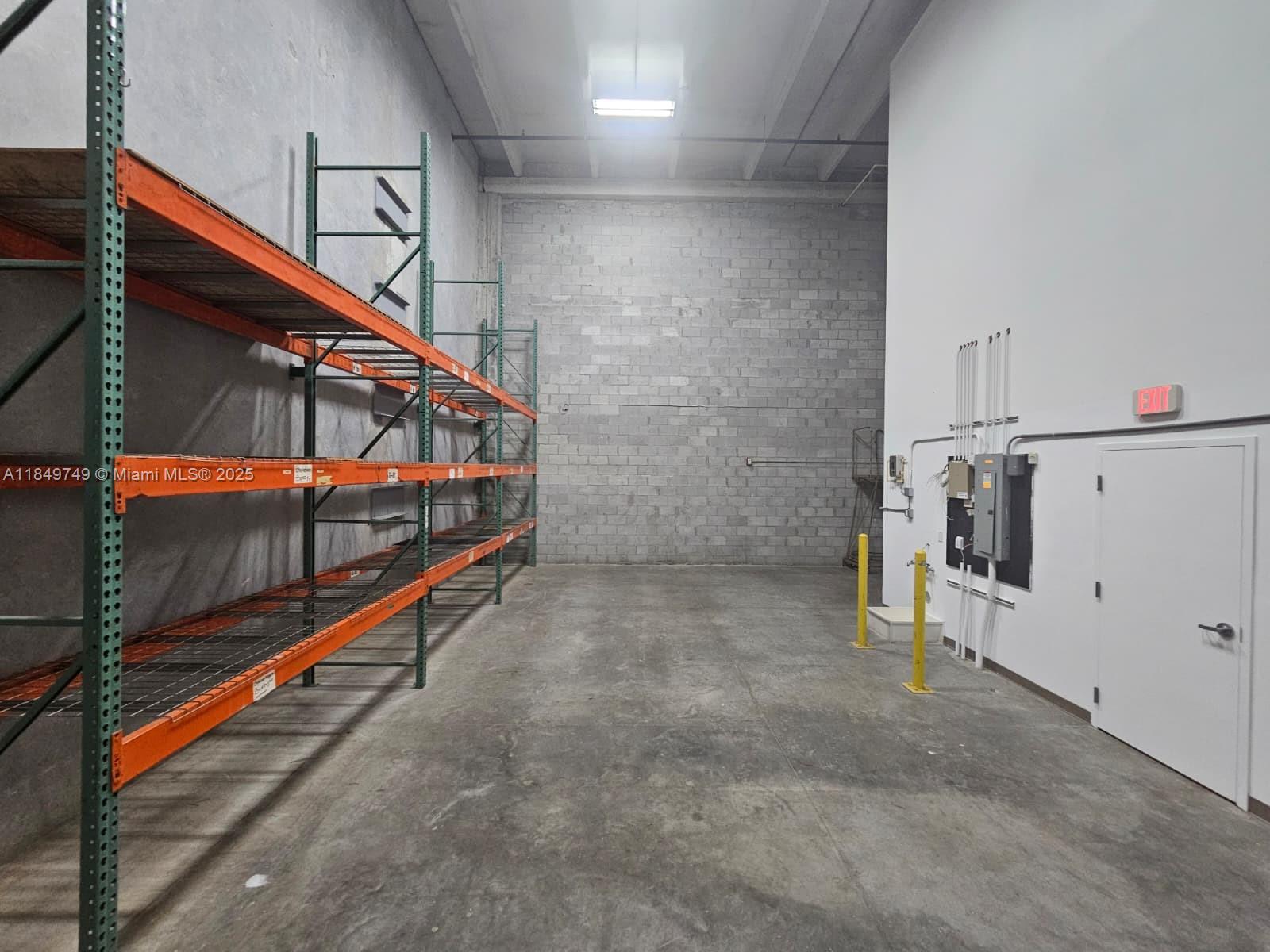 144  /   sq. ft. $ 2025-07-30 0 Photo