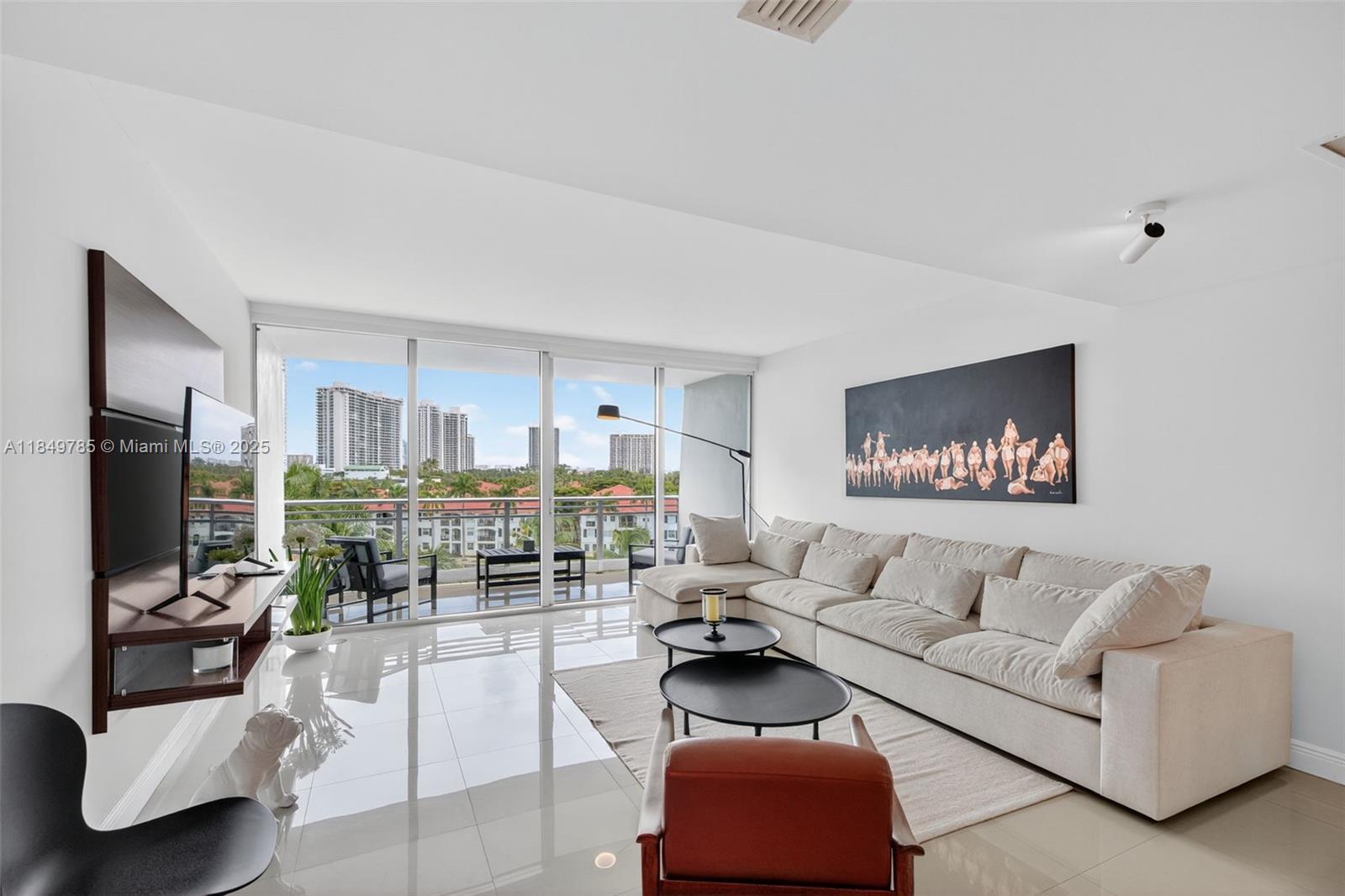 Photo of 2950 188th St  #446, Aventura, Florida, 33180 - 