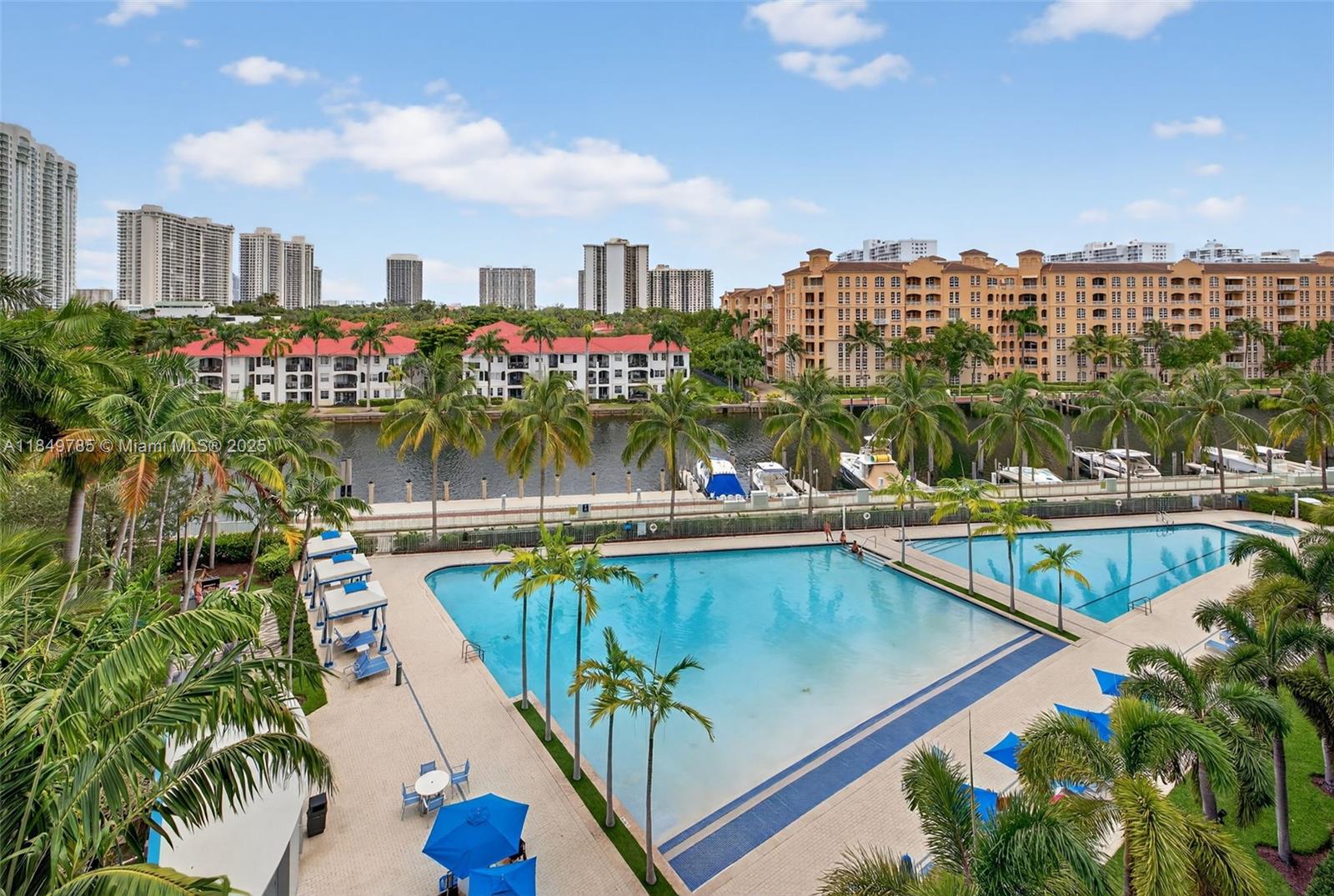 Photo of 2950 188th St  #446, Aventura, Florida, 33180 - 
