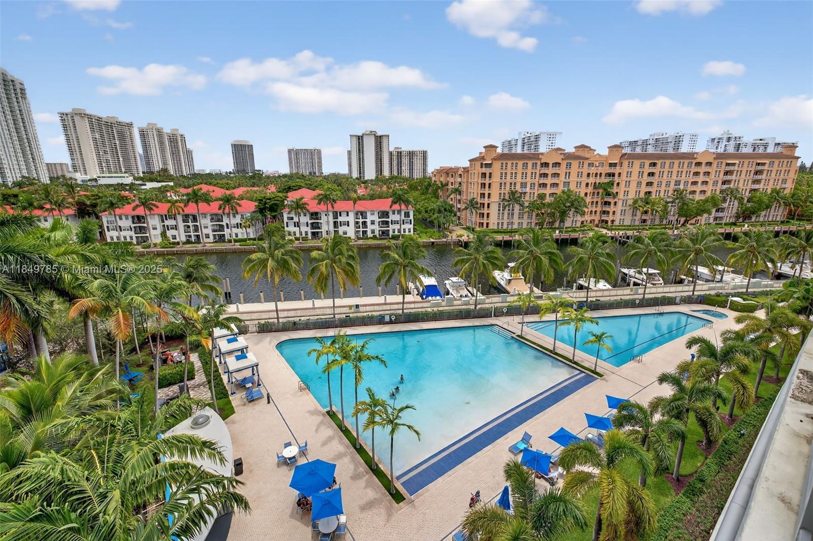 Photo of 2950 188th St  #446, Aventura, Florida, 33180 - 