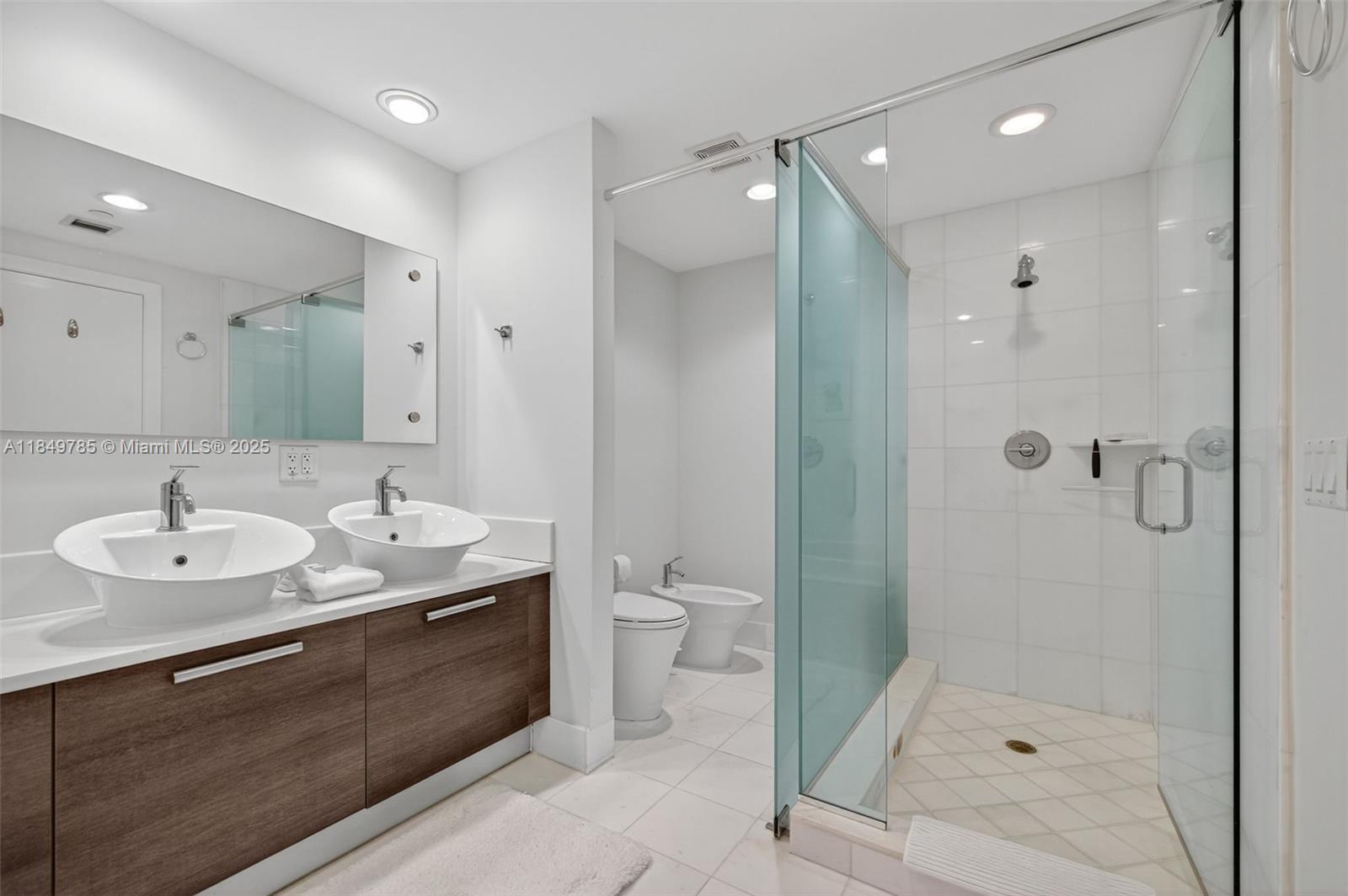 Photo of 2950 188th St  #446, Aventura, Florida, 33180 - 