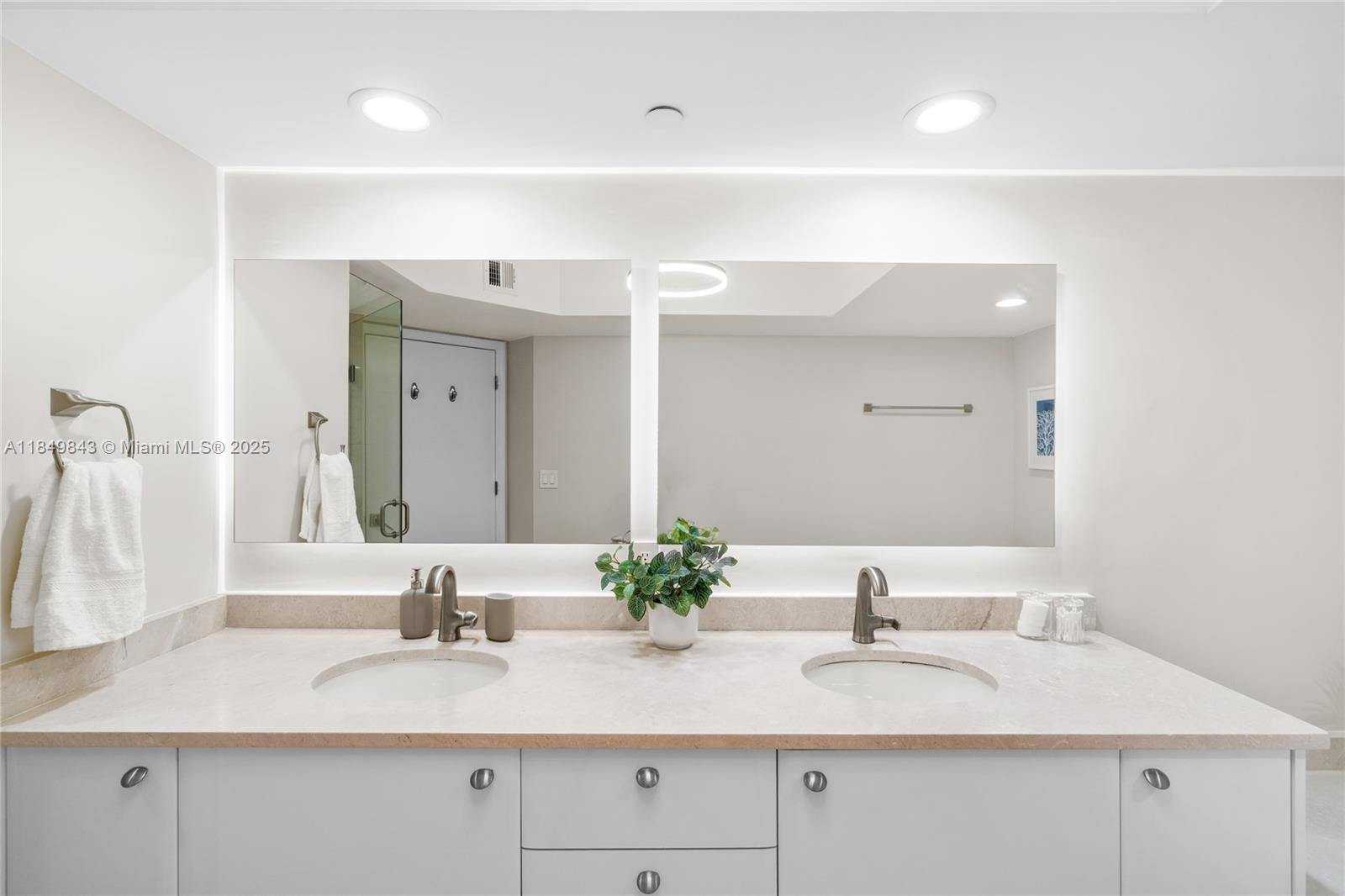 Photo of 16500 Collins Ave  #1752, Sunny Isles Beach, Florida, 33160 - master
