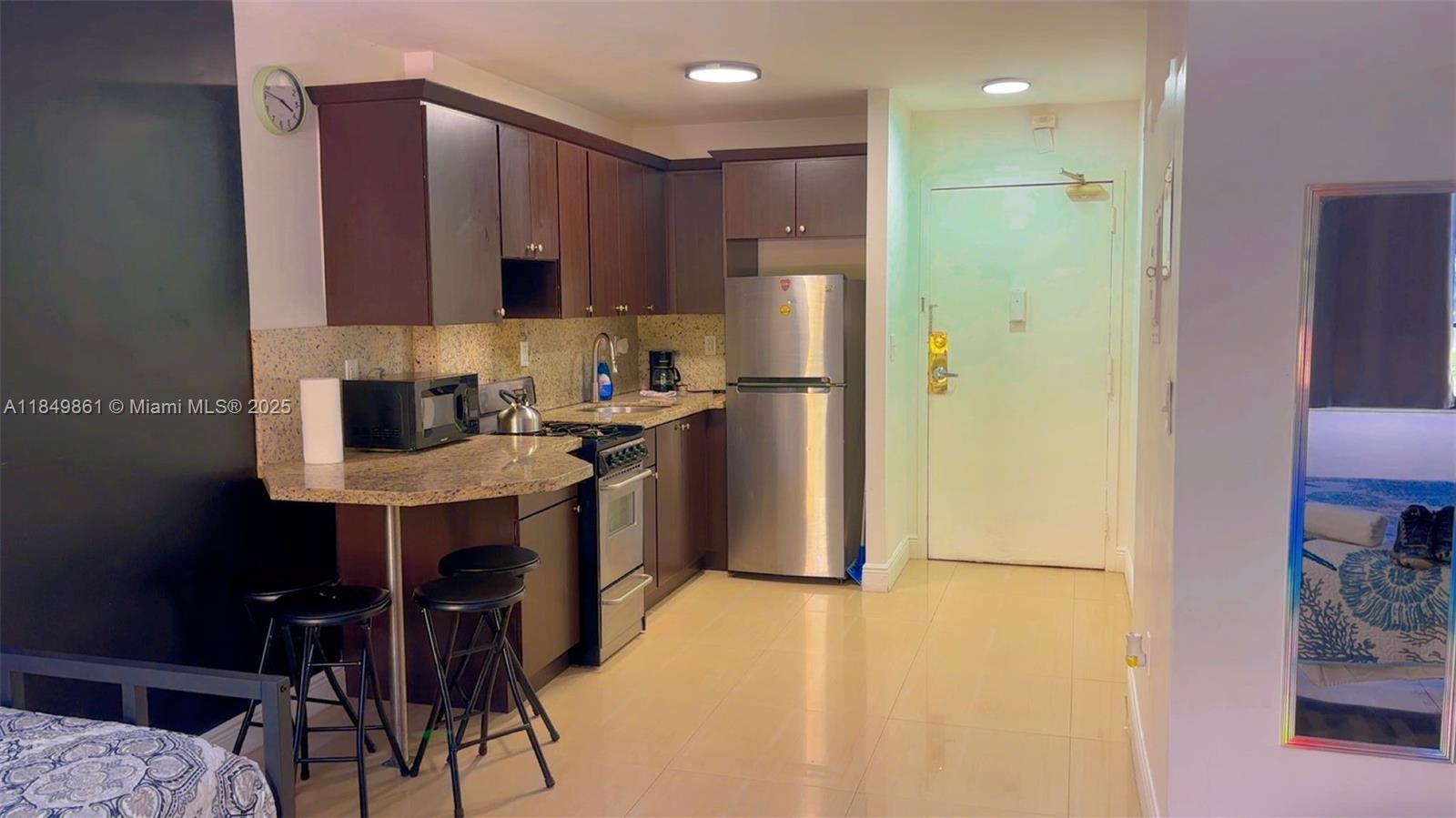 See details 209 0 / 1 400 sq. ft. $ 2025-07-30 0 Photo
