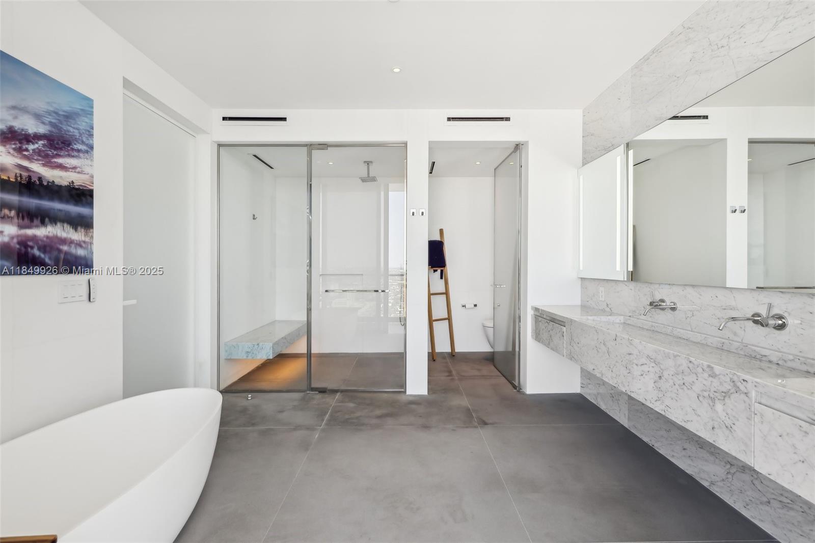 Подробнее 28A 3 / 4 2913 кв.футов $ 2025-07-30 0 Фото