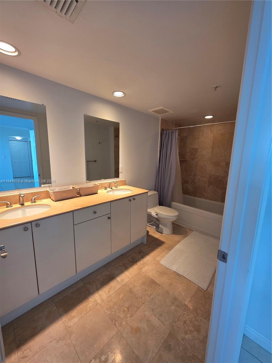 Photo of 1745 Hallandale Beach Blvd  #1008W, Hallandale Beach, Florida, 33009 - 