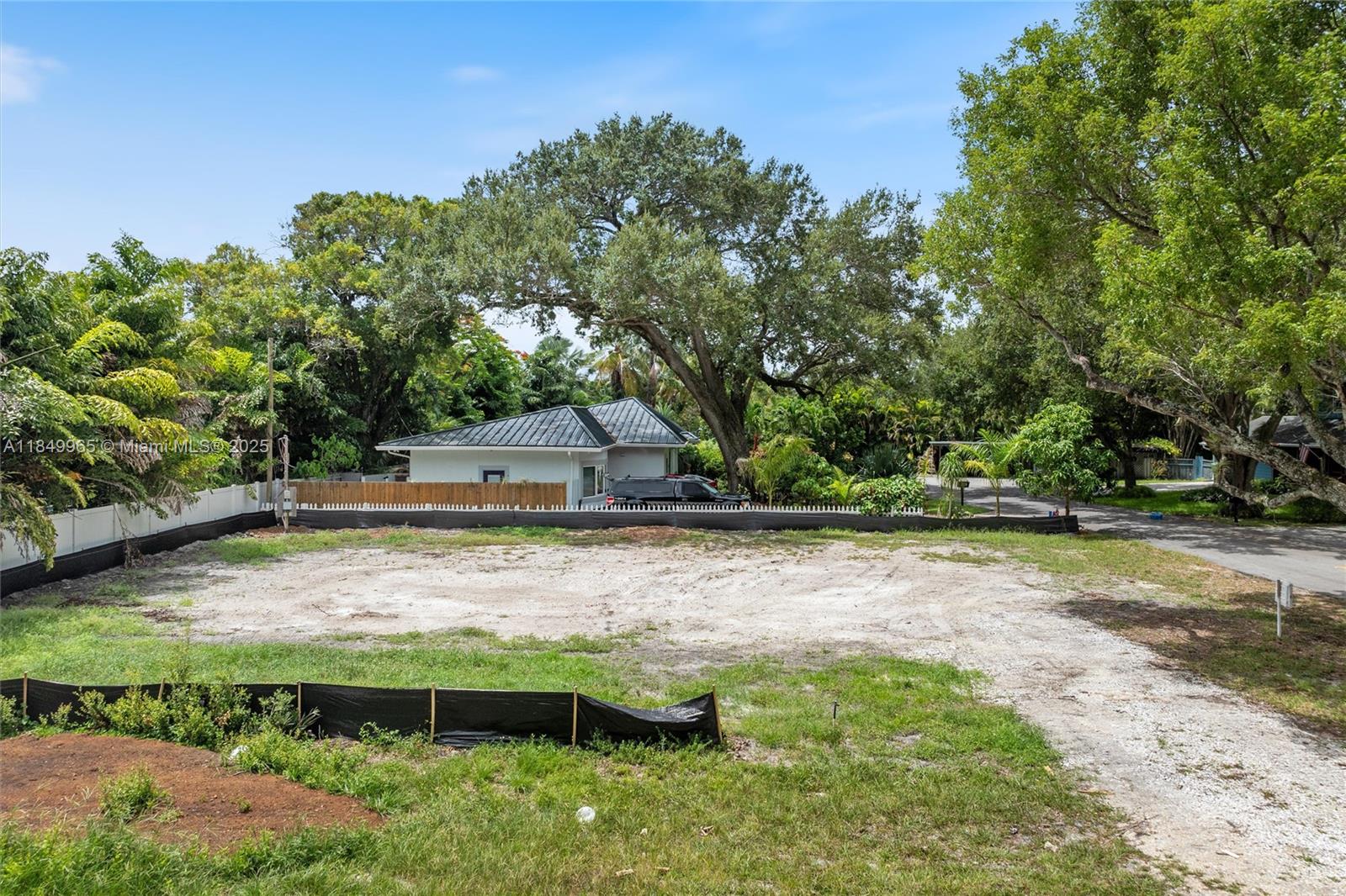 See details / sq. ft. $ 2025-07-31 0 Photo