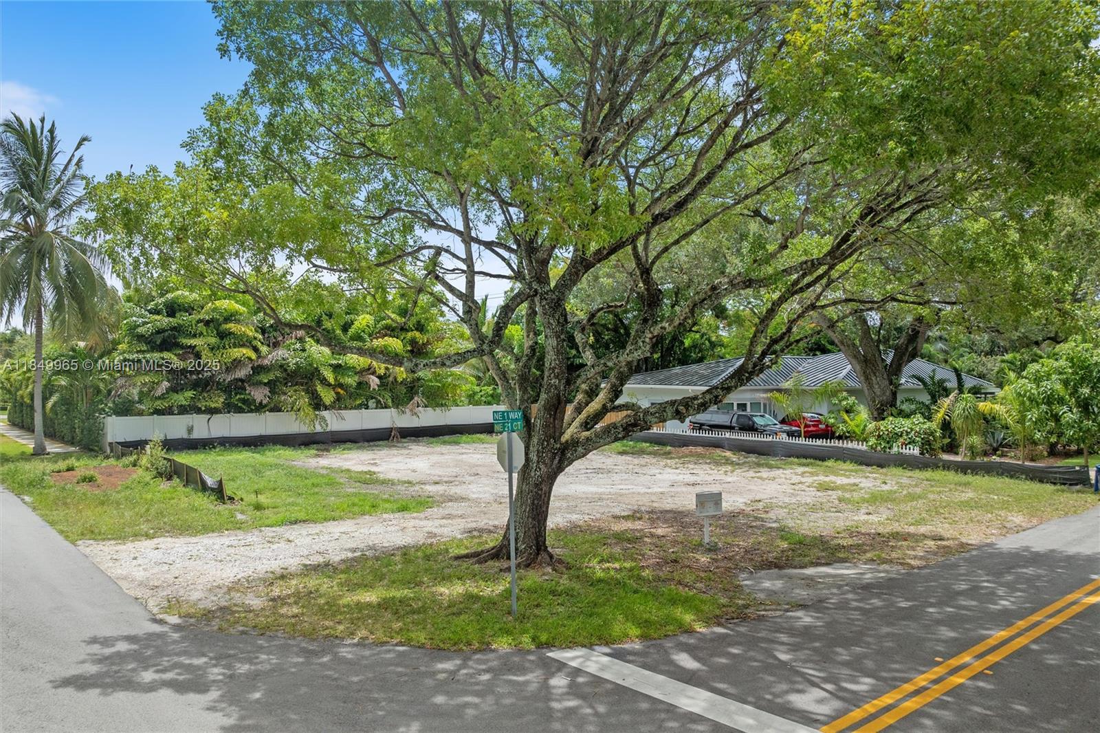 See details / sq. ft. $ 2025-07-31 0 Photo