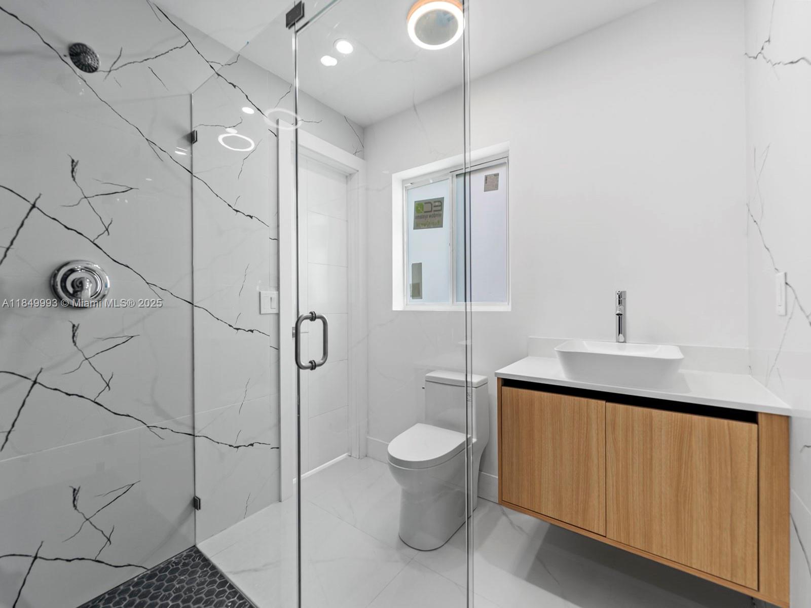   /  2494 sq. ft. $ 2025-07-31 0 Photo