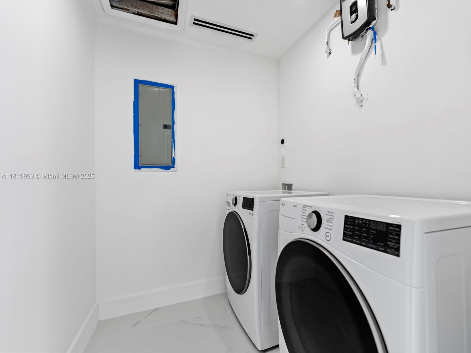   /  2494 sq. ft. $ 2025-07-31 0 Photo