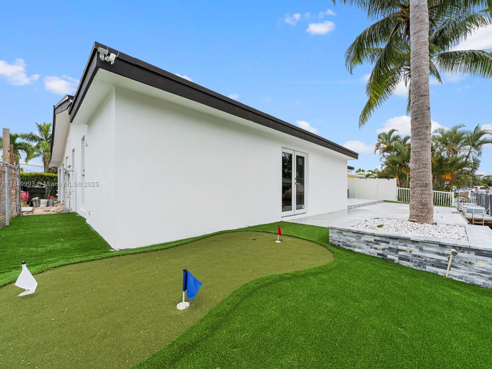   /  2494 sq. ft. $ 2025-07-31 0 Photo