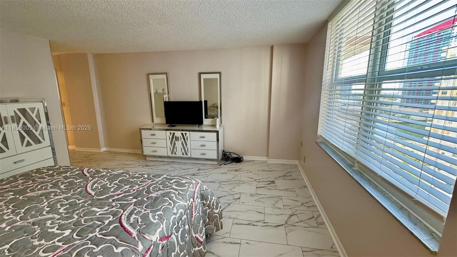 Photo of 1865 Ocean Dr  #11B, Hallandale Beach, Florida, 33009 - 