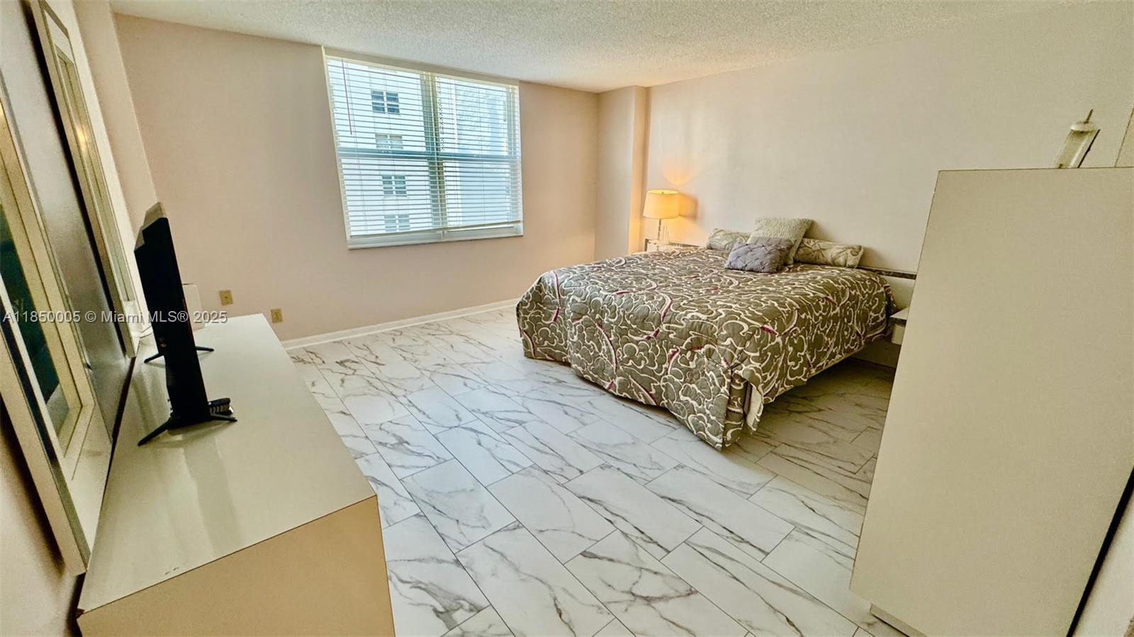 Photo of 1865 Ocean Dr  #11B, Hallandale Beach, Florida, 33009 - 
